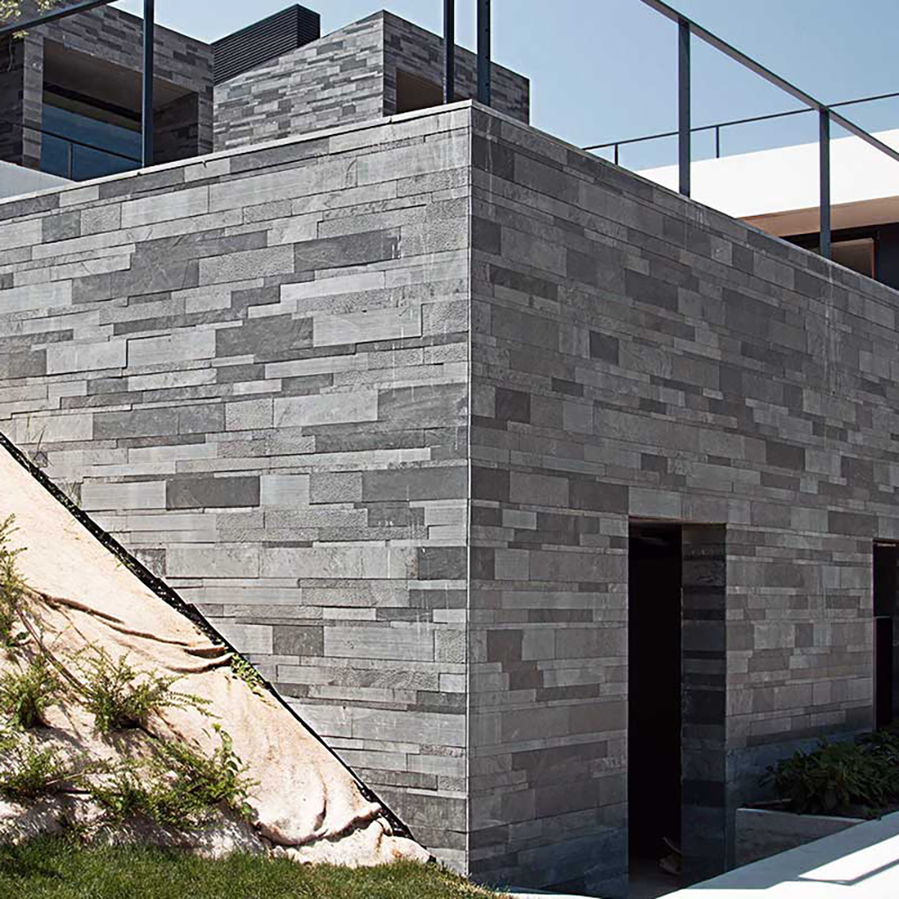 Facade (1)