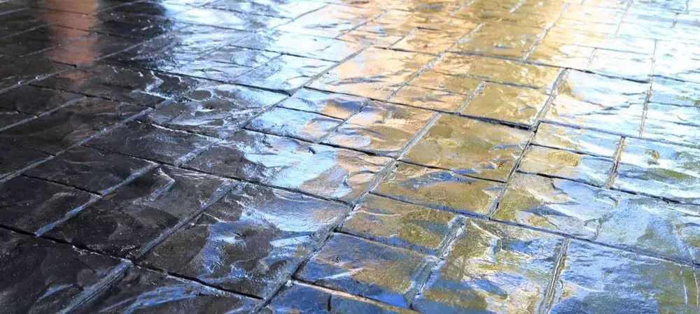 1_concrete-sealant_patio